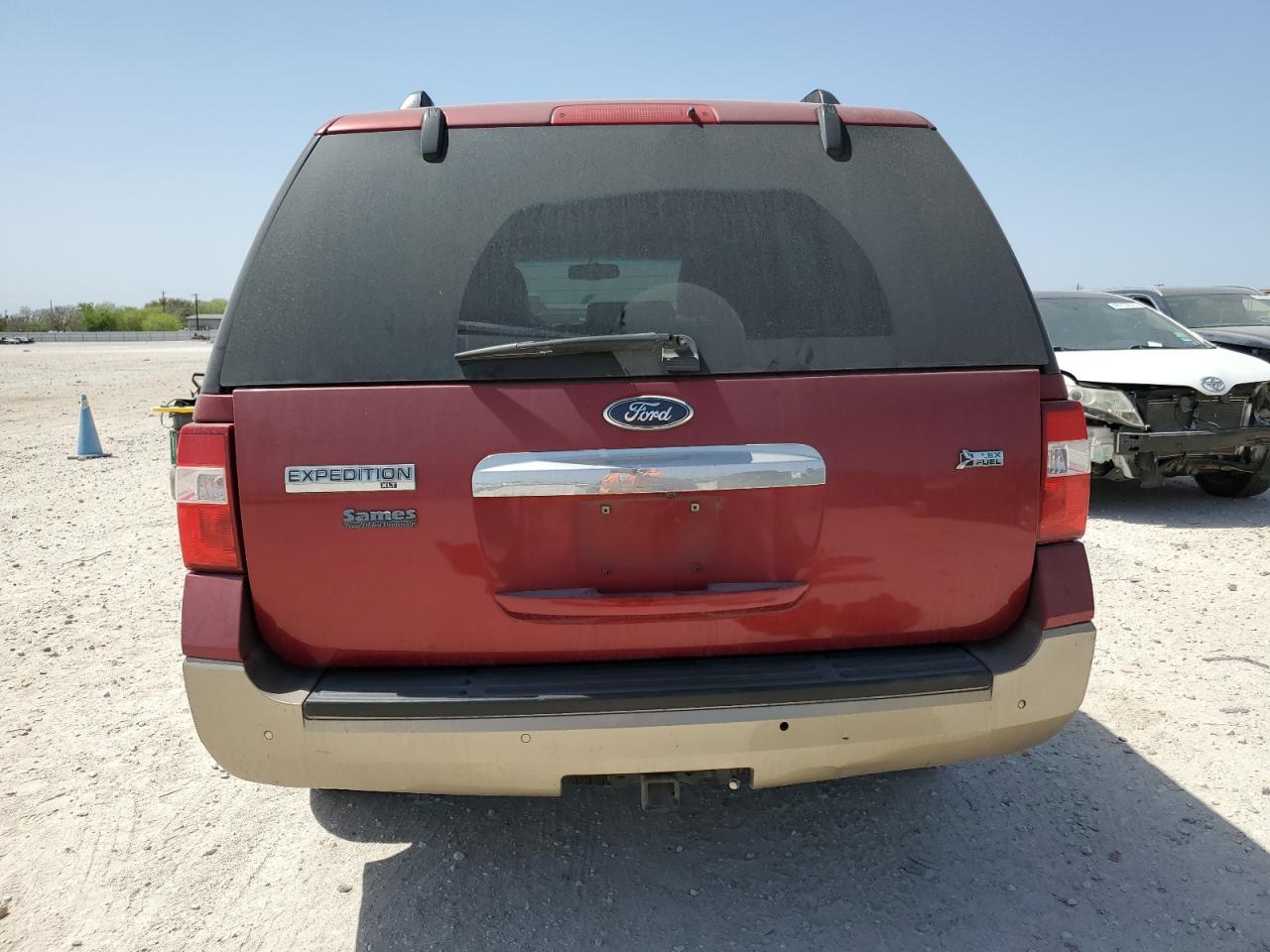 2014 Ford Expedition Xlt VIN: 1FMJU1H59EEF05345 Lot: 50301255