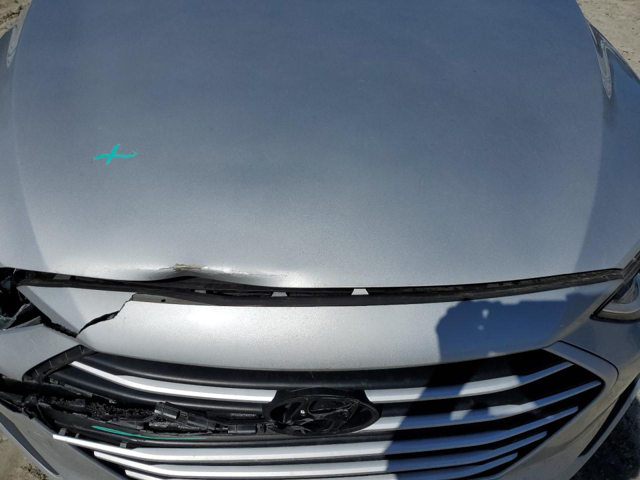 2017 Hyundai Elantra - Image 11