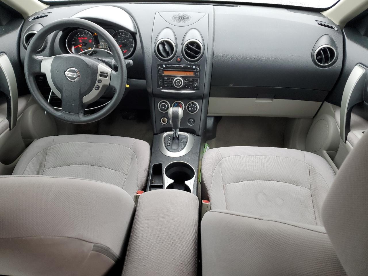 2011 Nissan Rogue - Image 8