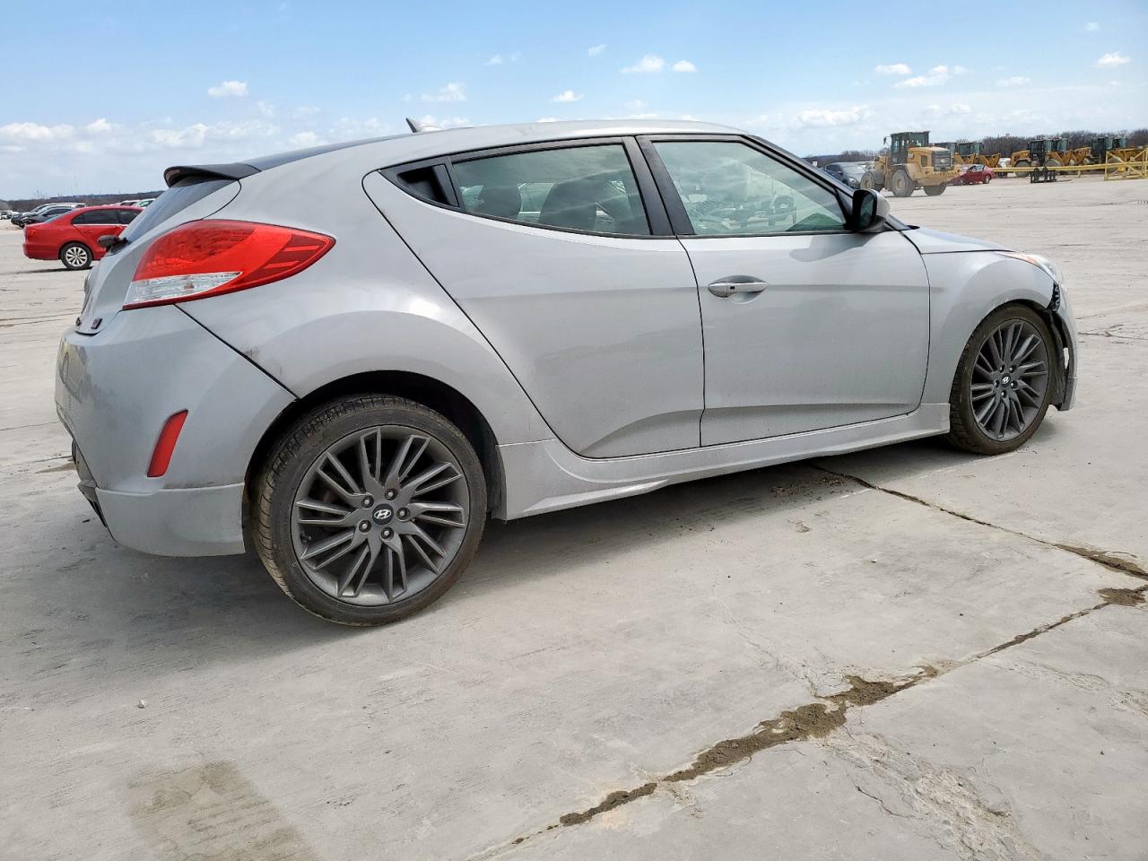 2013 Hyundai Veloster - Image 3