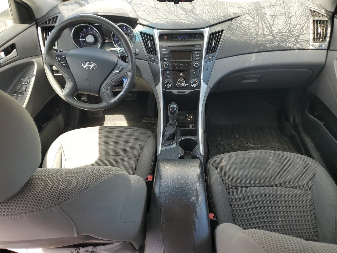 2014 Hyundai Sonata - Image 8