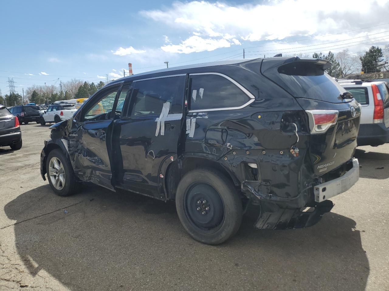 2016 Toyota Highlander - Image 2