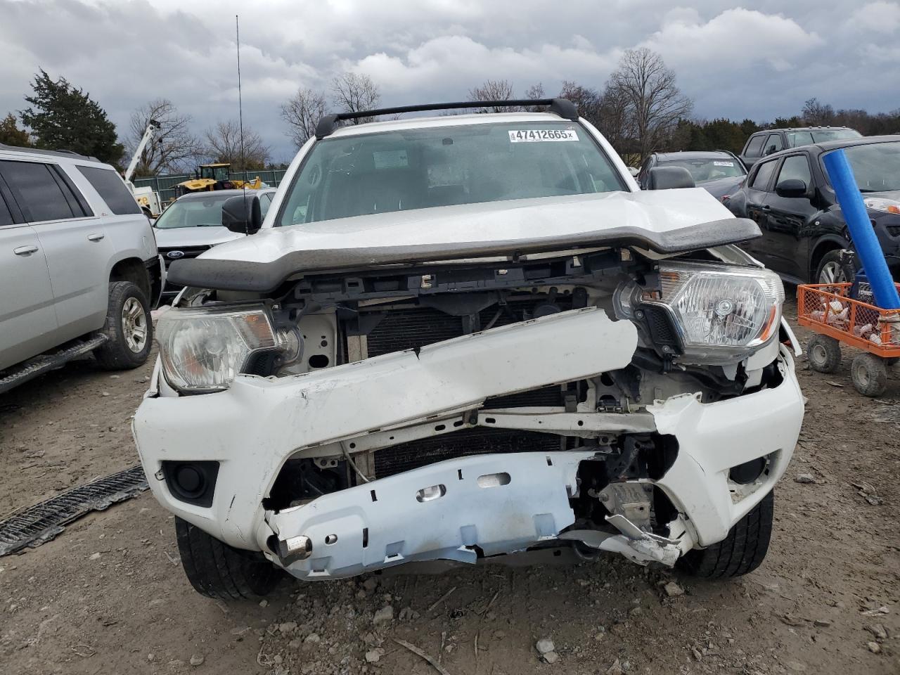 2014 Toyota Tacoma - Image 5