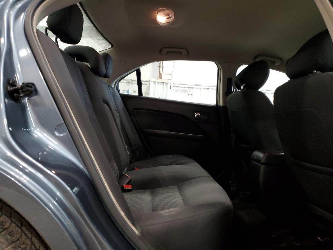 2012 Ford Fusion - Image 10