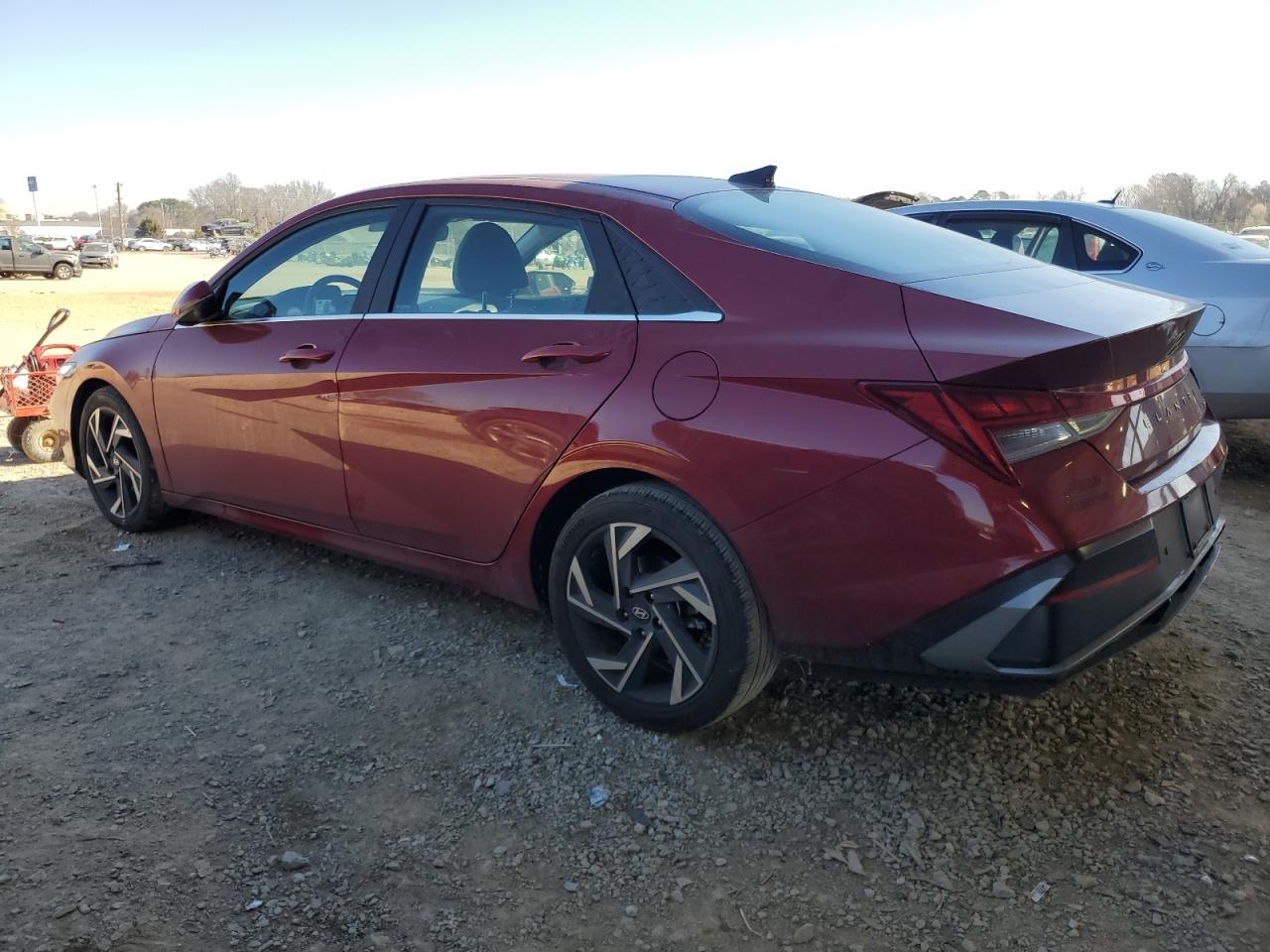 2024 Hyundai Elantra - Image 2