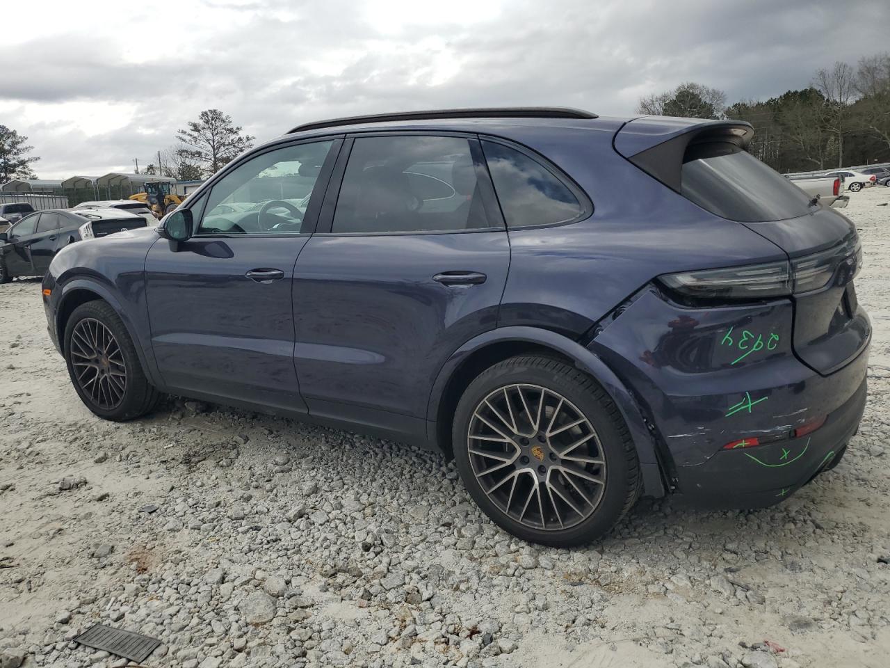 2019 Porsche Cayenne - Image 2