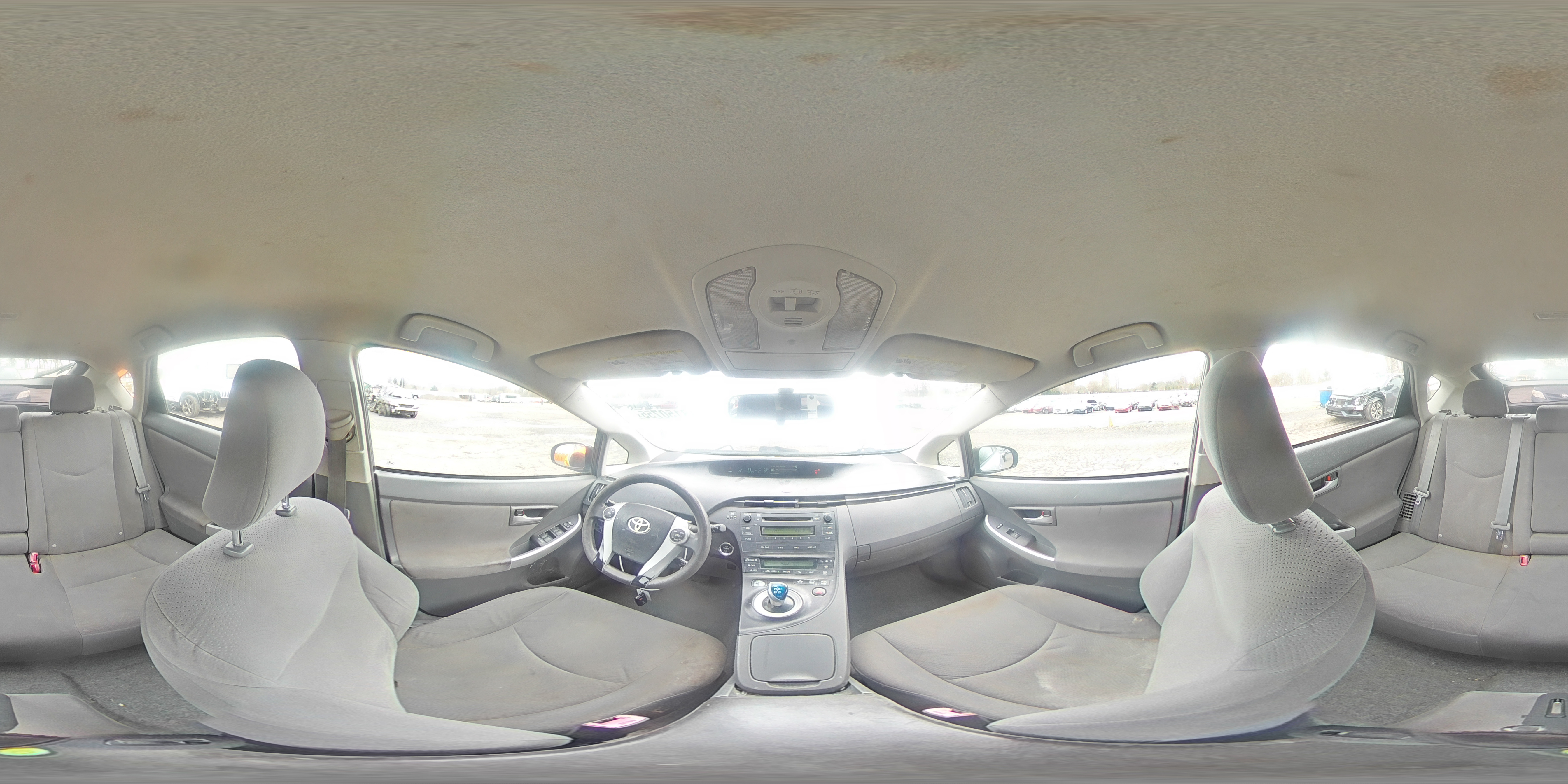 2010 Toyota Prius - Image 13