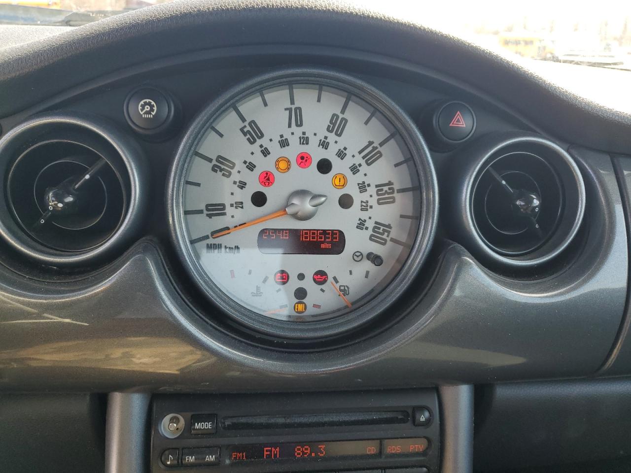 2005 MINI Cooper - Image 9