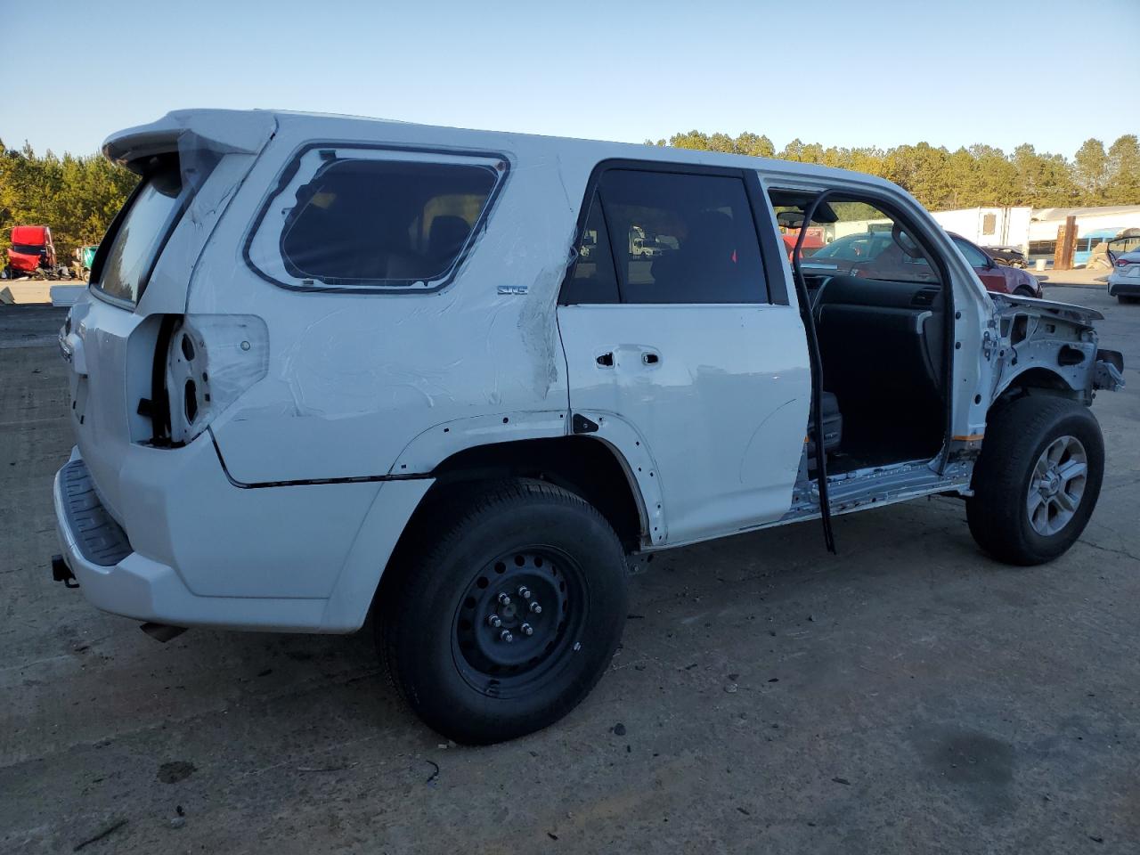 2021 Toyota 4Runner - Image 3