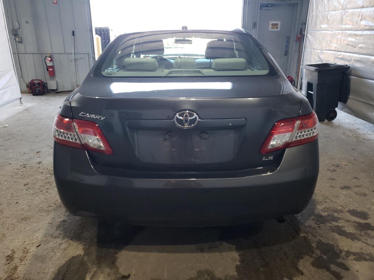 2010 Toyota Camry - Image 6