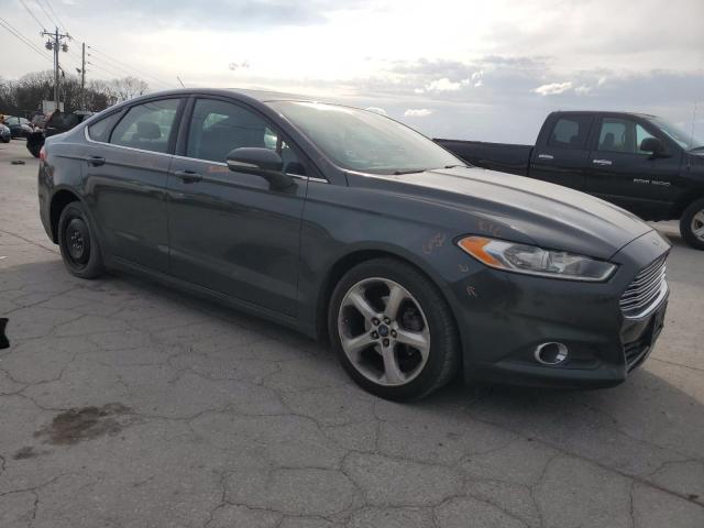 Седани FORD FUSION 2016 Зелений