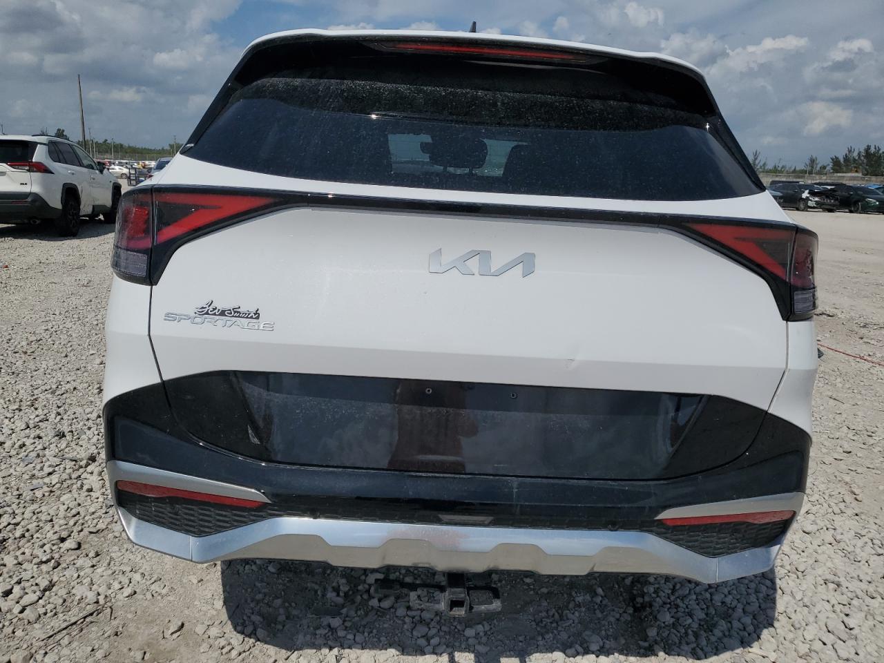 2023 Kia Sportage - Image 6