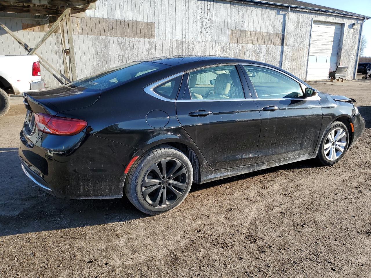 2016 Chrysler 200 - Image 3
