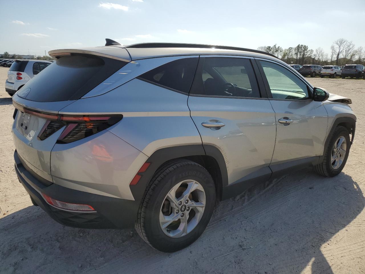 2022 Hyundai Tucson - Image 3