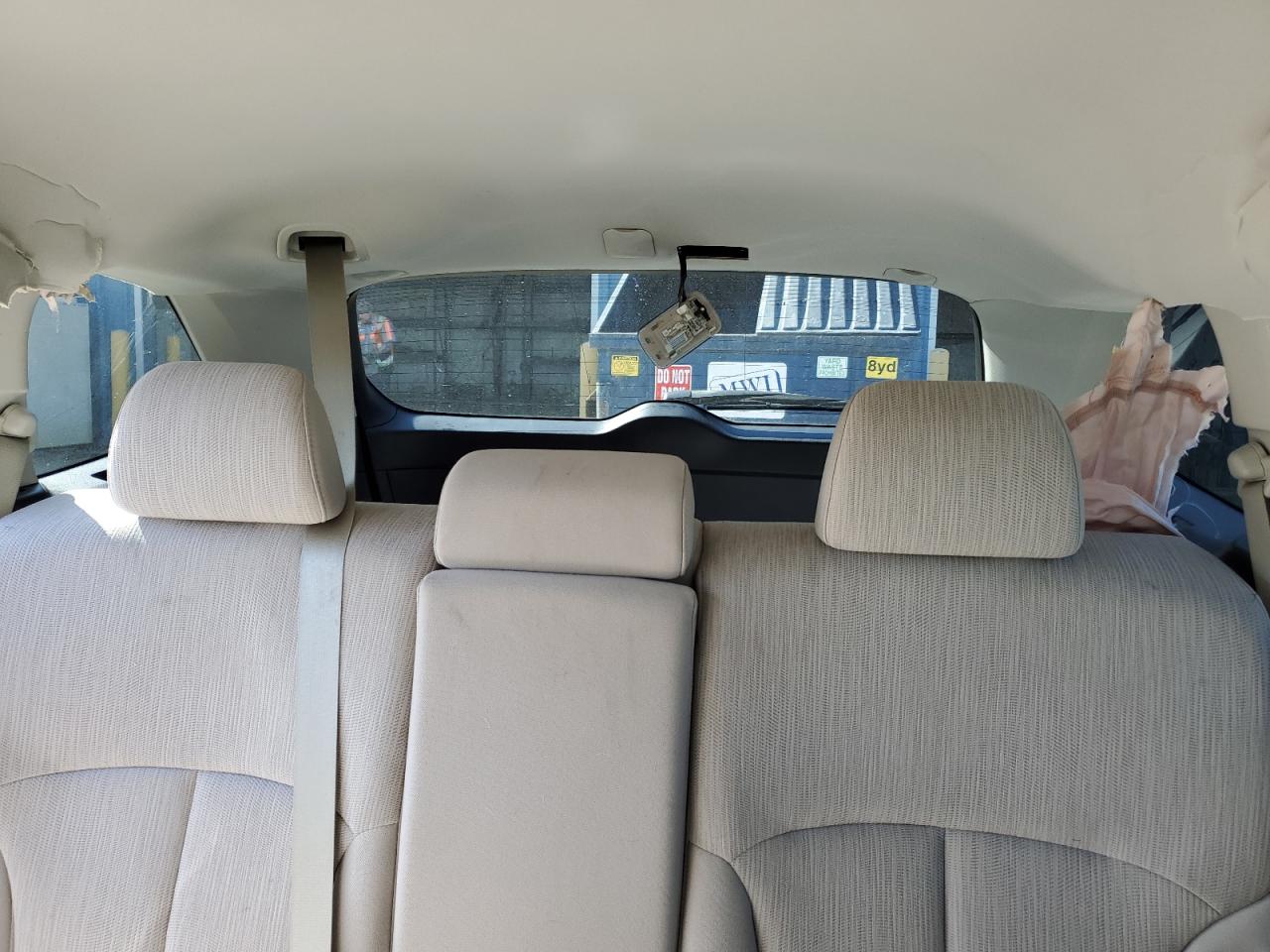 2014 Subaru Outback - Image 10