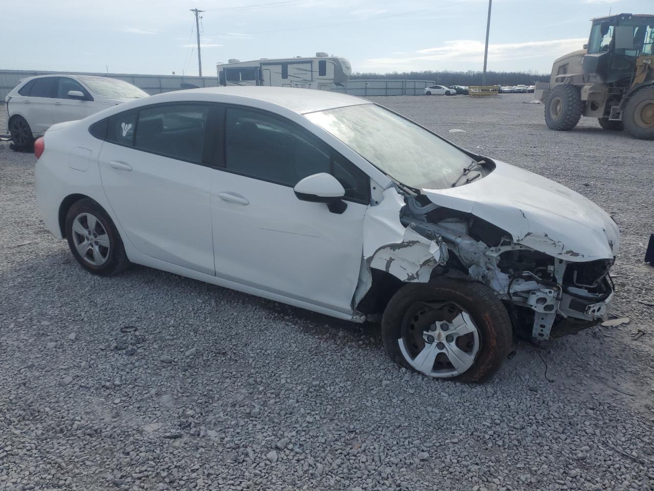 2018 Chevrolet Cruze - Image 4
