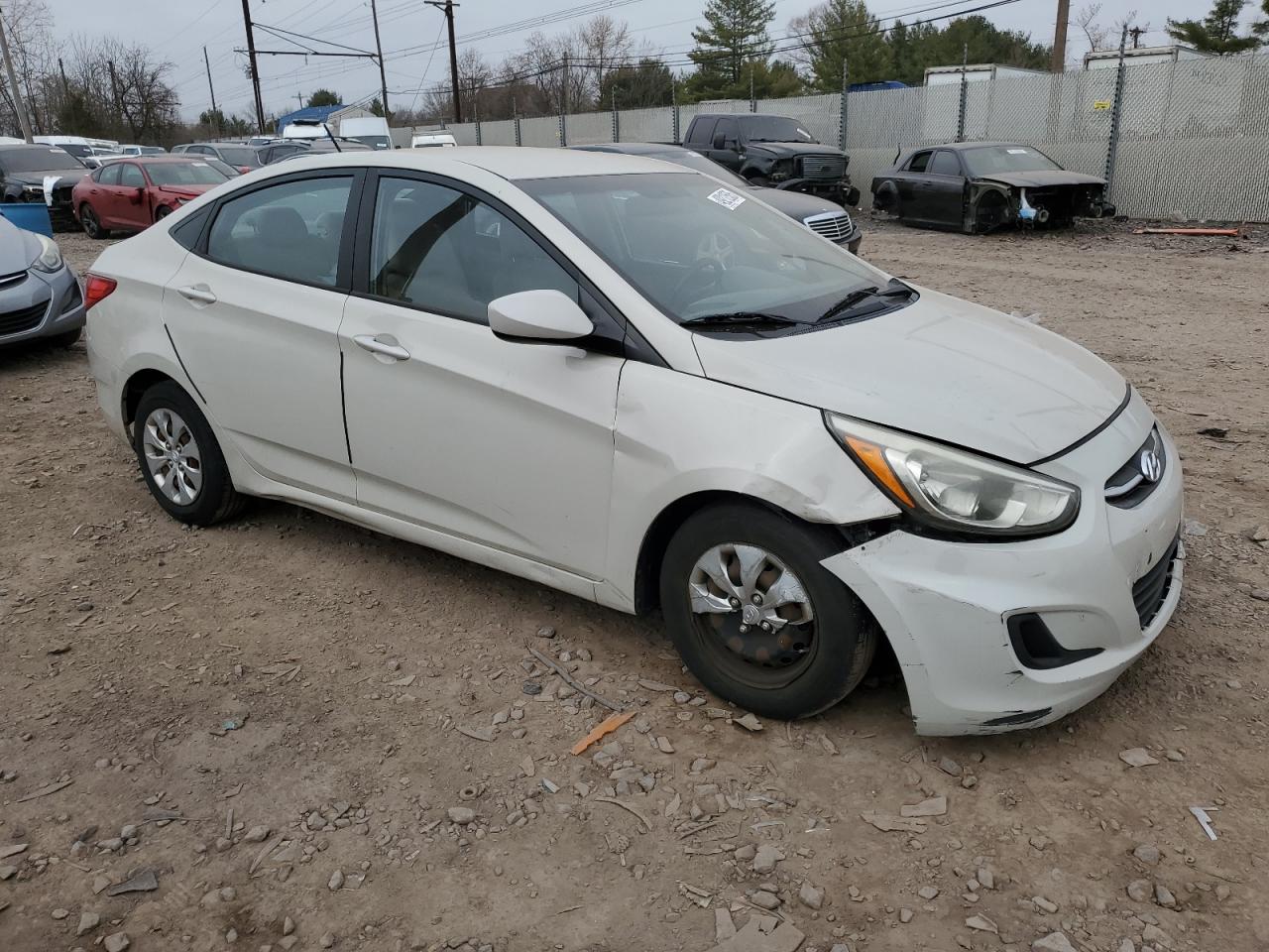 2015 Hyundai Accent - Image 4
