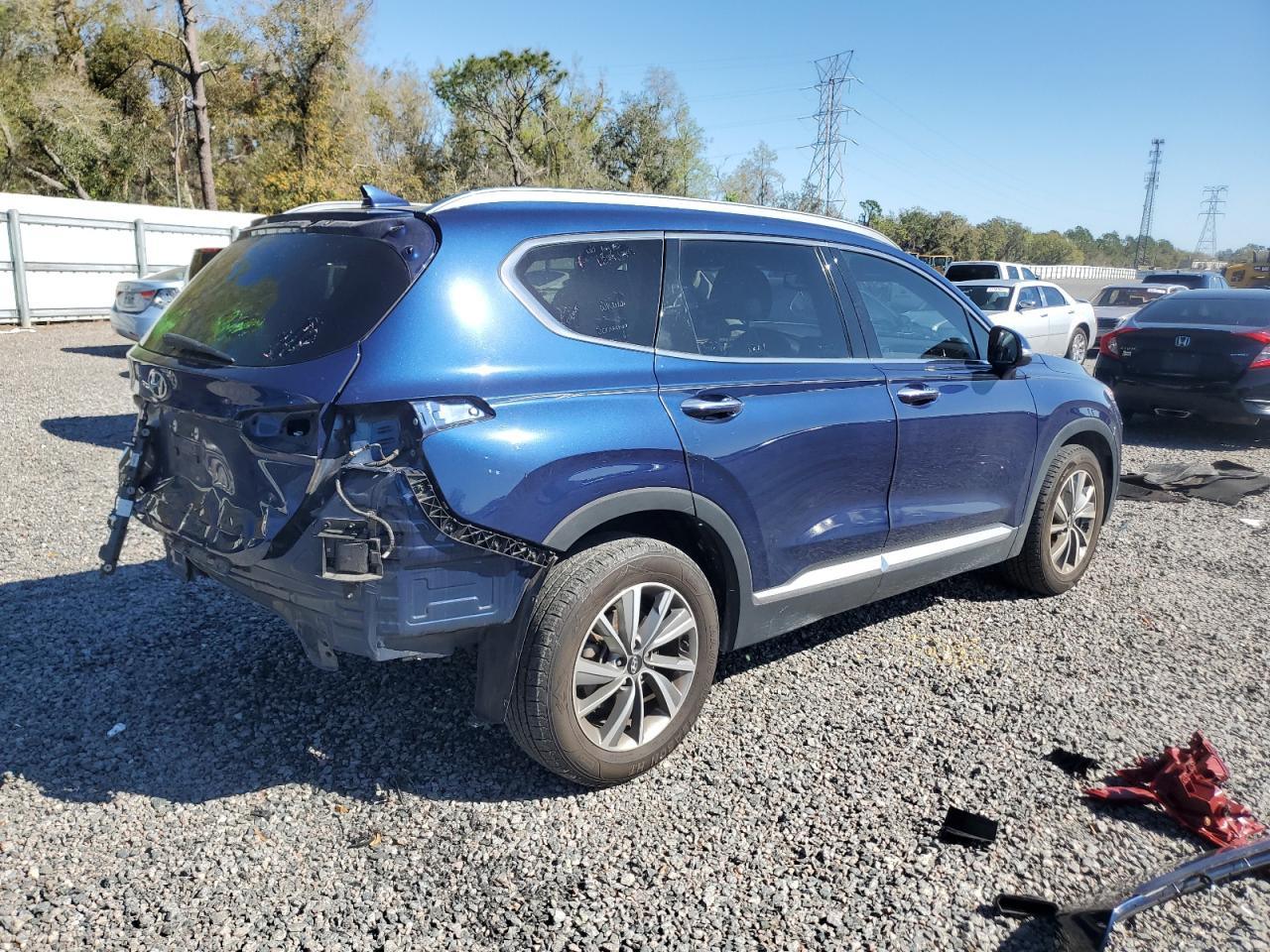2020 Hyundai Santa Fe - Image 3