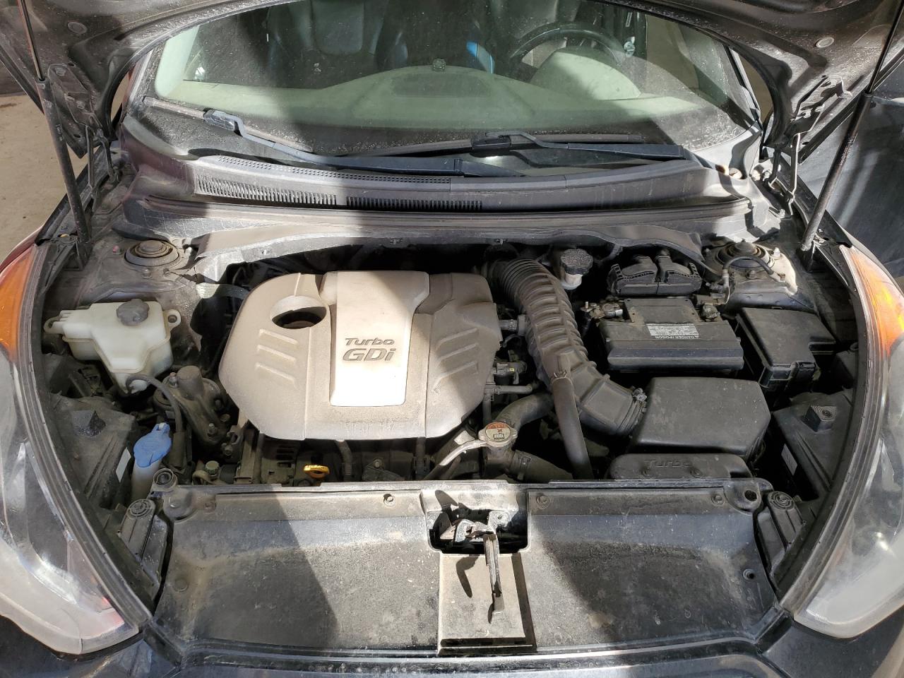 2014 Hyundai Veloster - Image 11