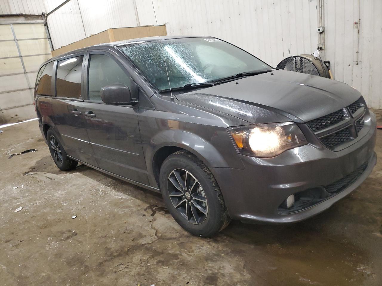 2016 Dodge Caravan - Image 4