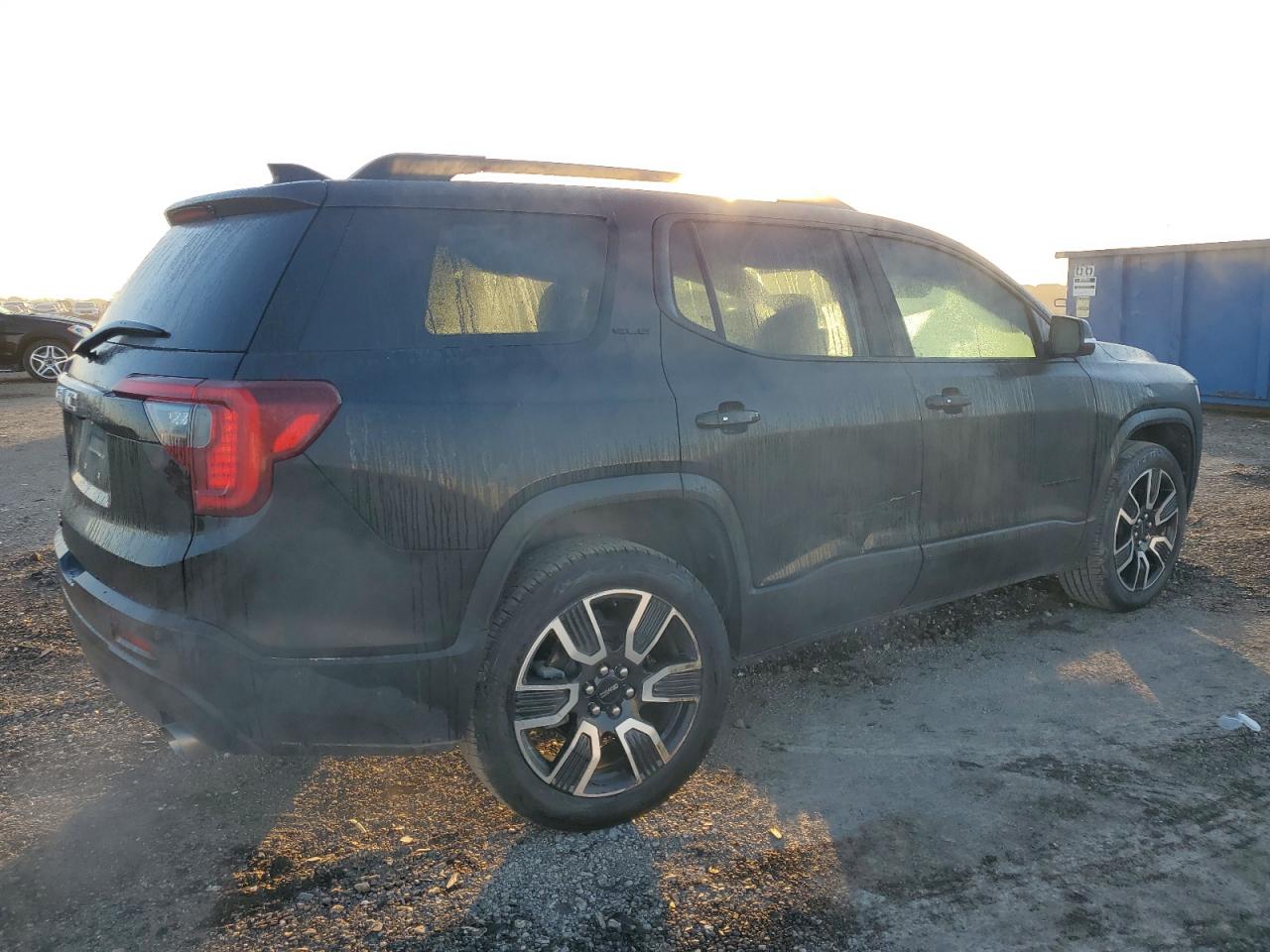 2021 GMC Acadia - Image 3