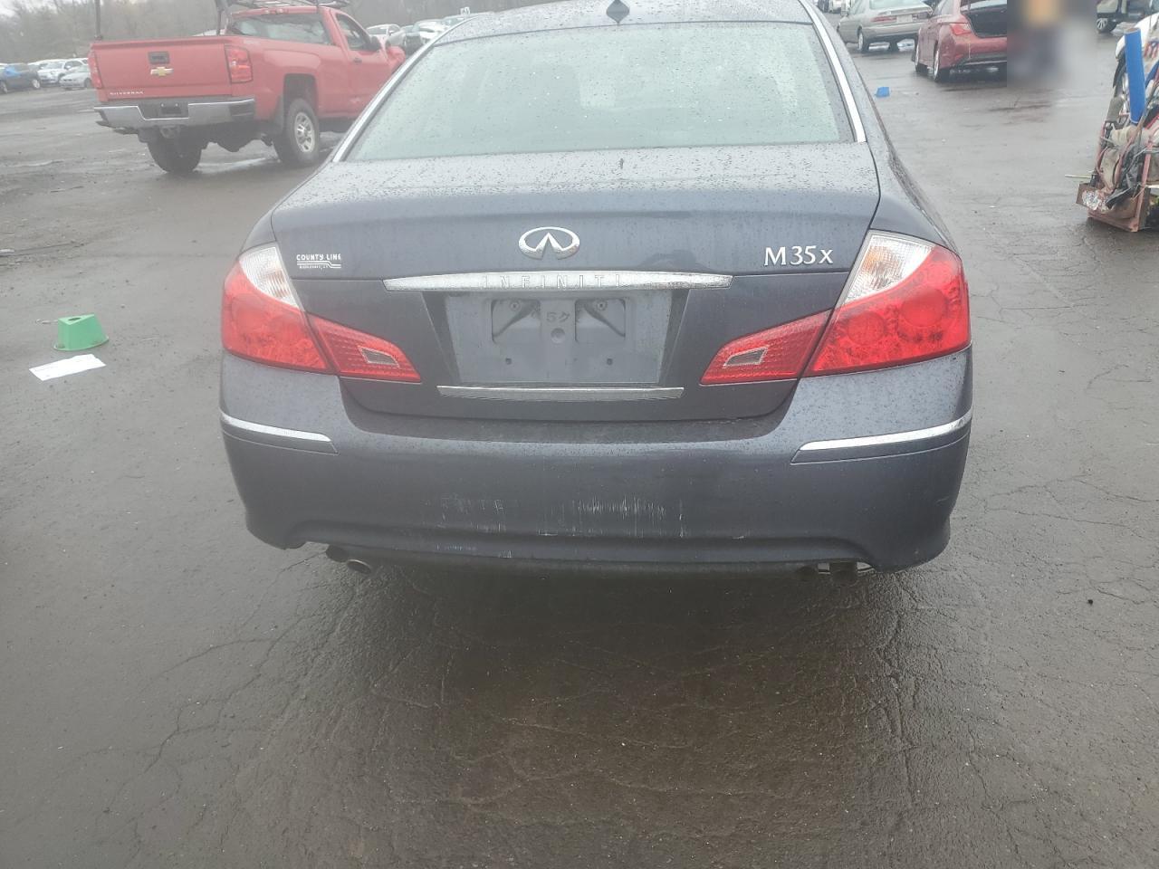 2009 Infiniti M - Image 6