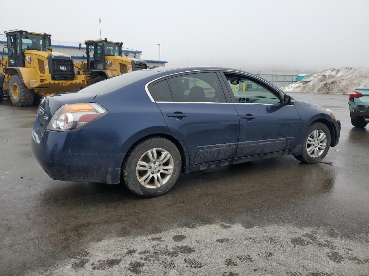 2011 Nissan Altima - Image 3