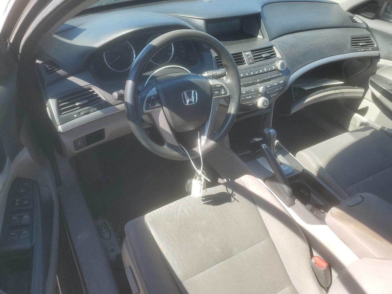 2011 Honda Accord - Image 8