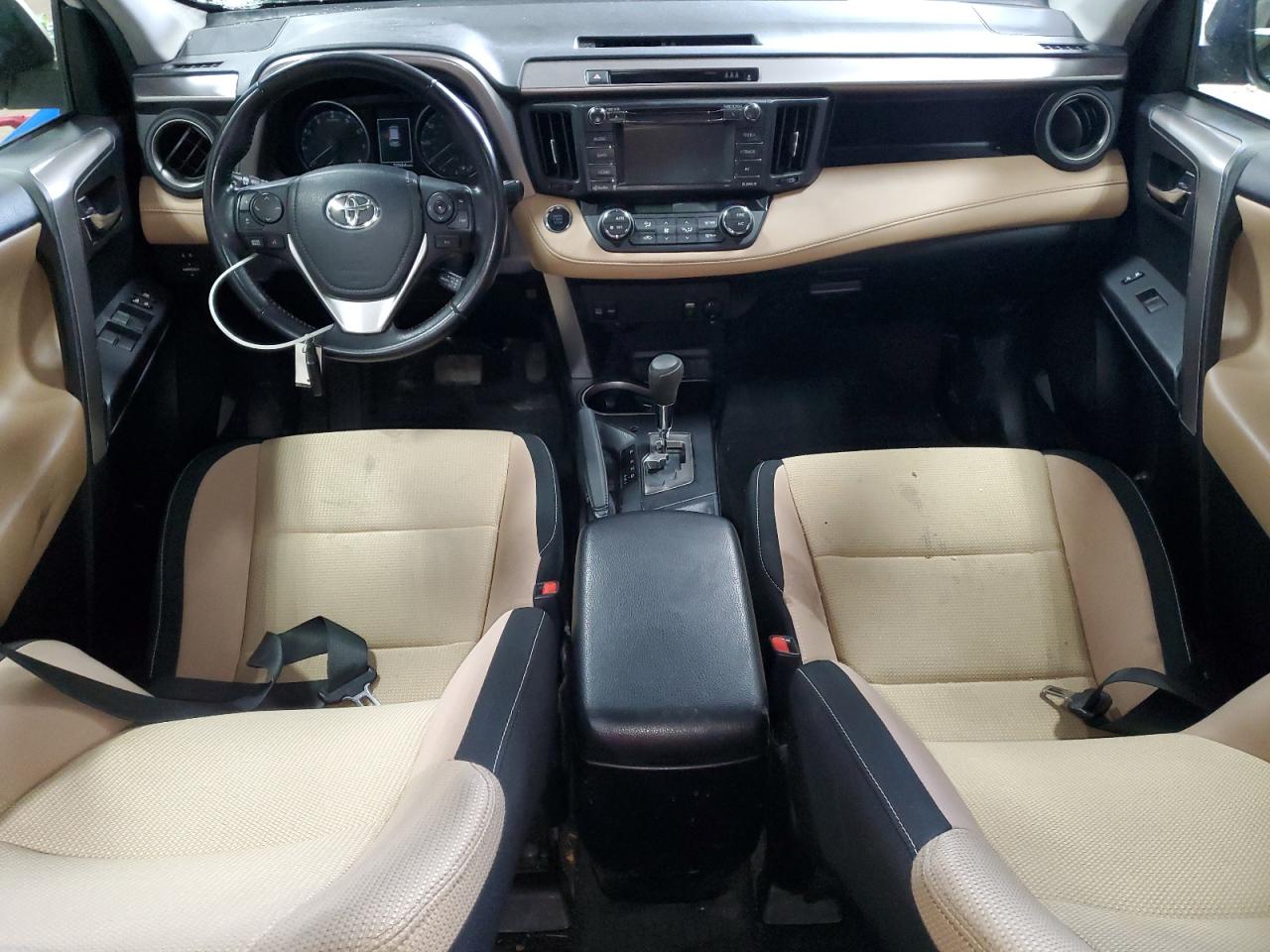 2018 Toyota RAV 4 - Image 8