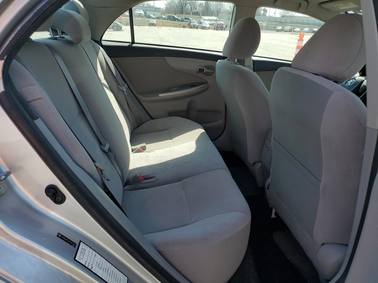 2011 Toyota Corolla - Image 10