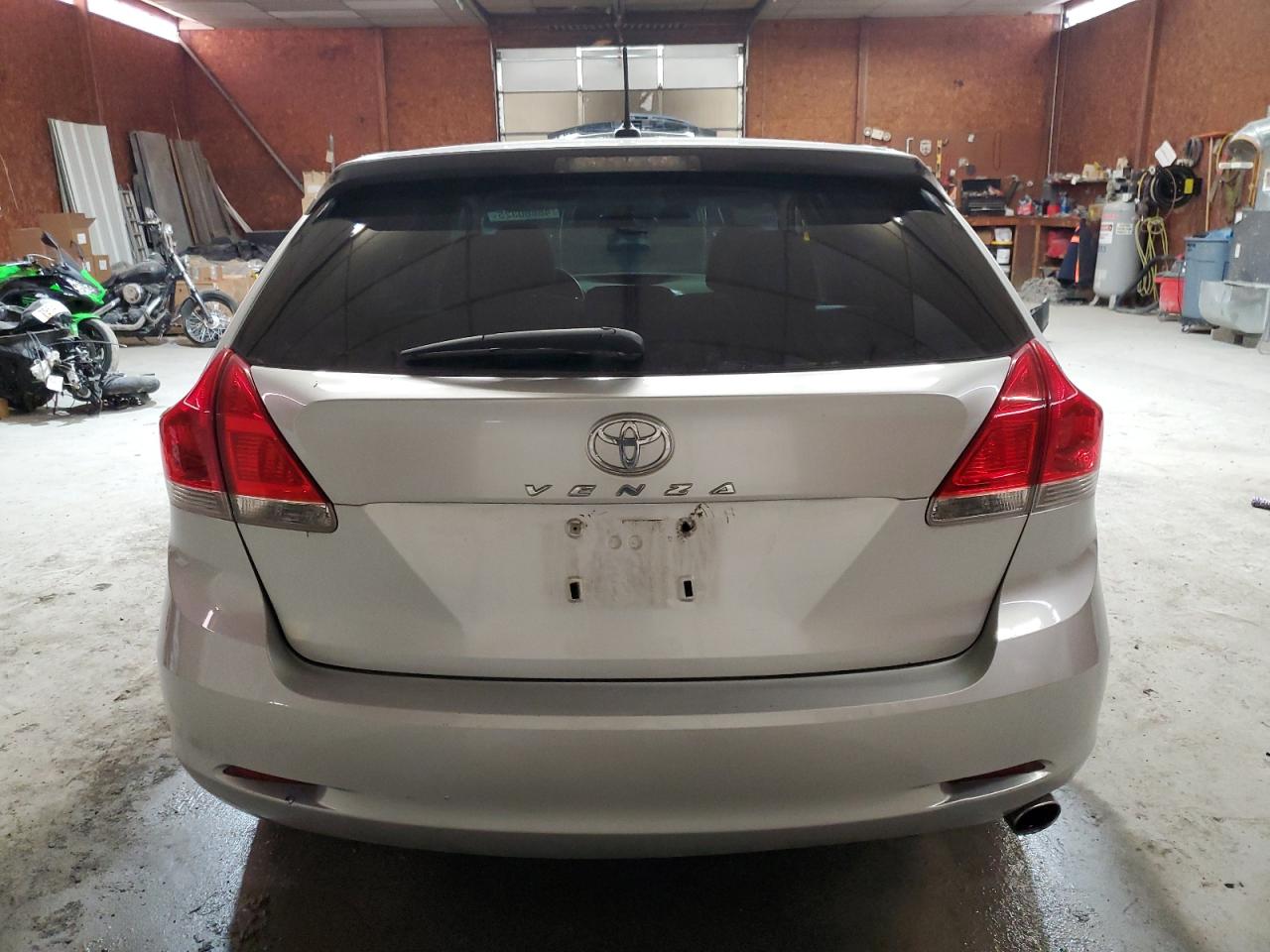 2010 Toyota Venza - Image 6