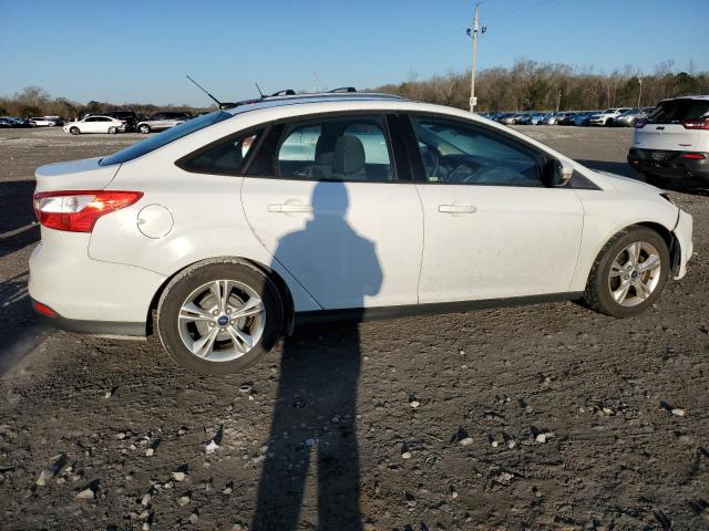 Sedans FORD FOCUS 2014 Biały
