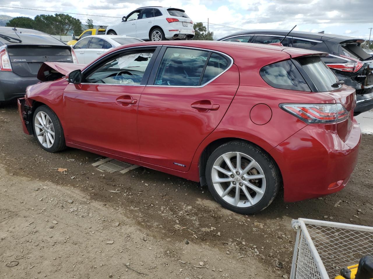 2011 Lexus CT - Image 2