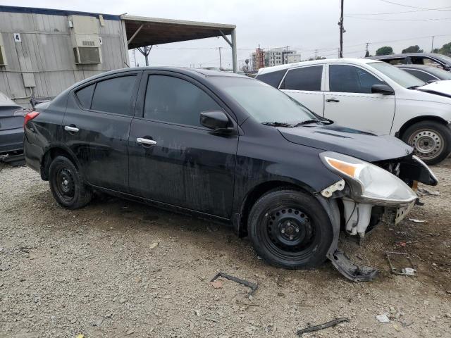  NISSAN VERSA 2017 Czarny
