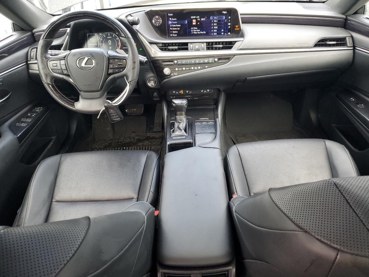 2021 Lexus ES - Image 8