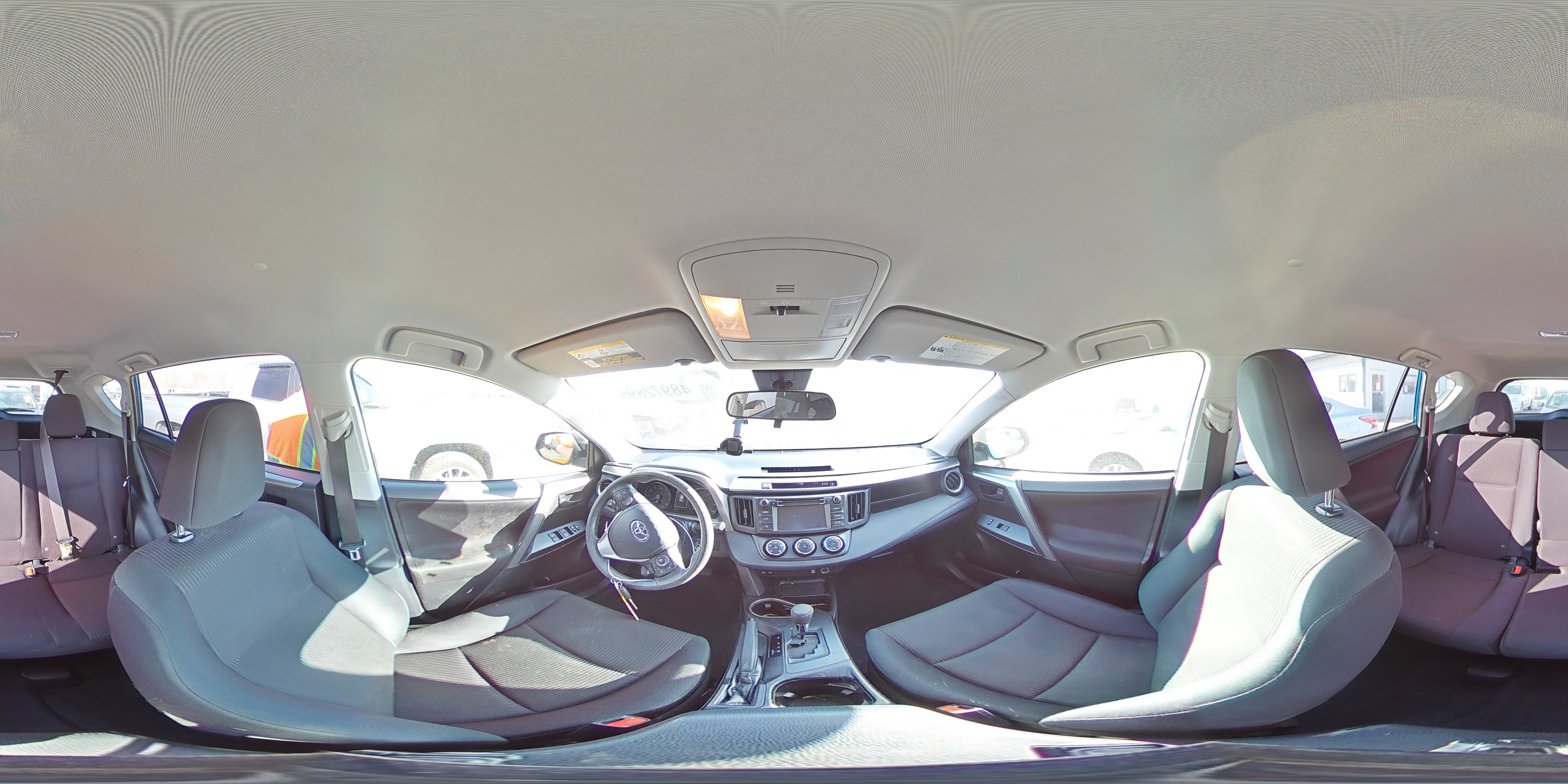 2017 Toyota RAV 4 - Image 15