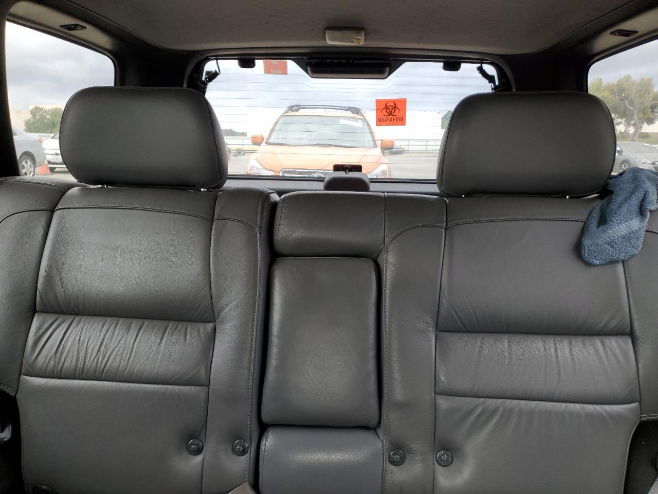 1999 Infiniti QX4 - Image 10