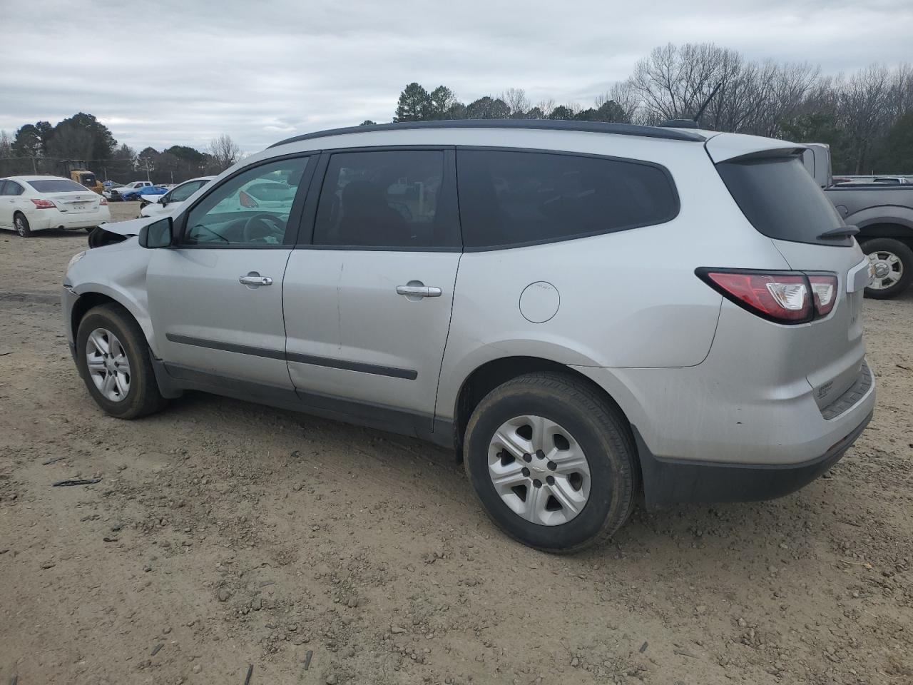 2016 Chevrolet Traverse - Image 2