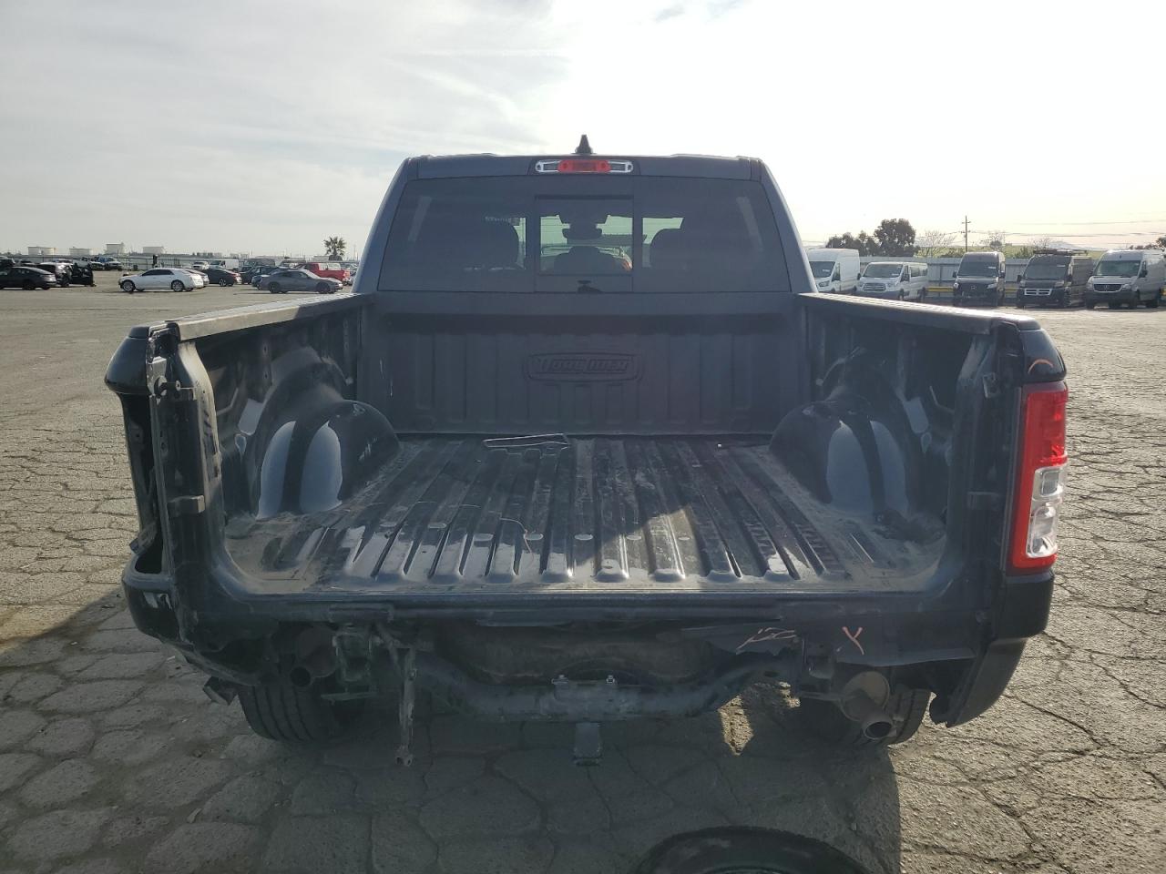 2021 RAM 1500 - Image 6