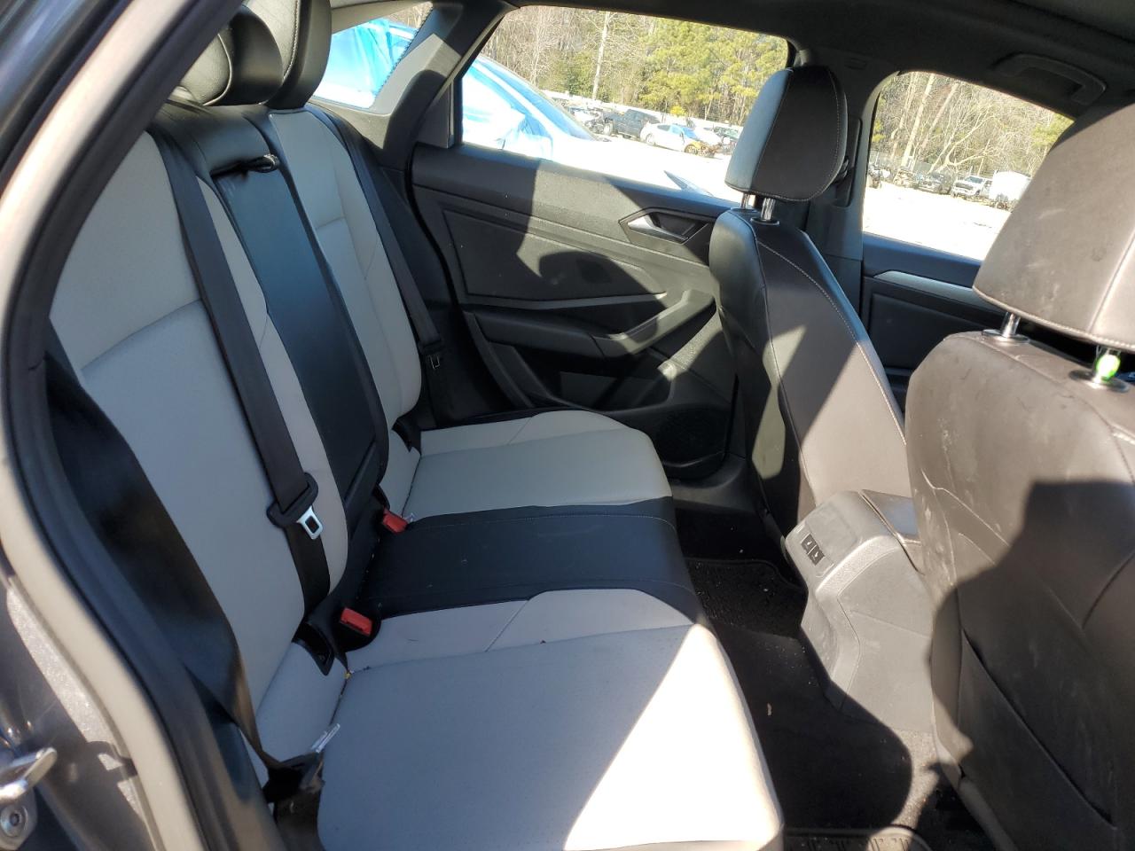 2019 Volkswagen Jetta - Image 10