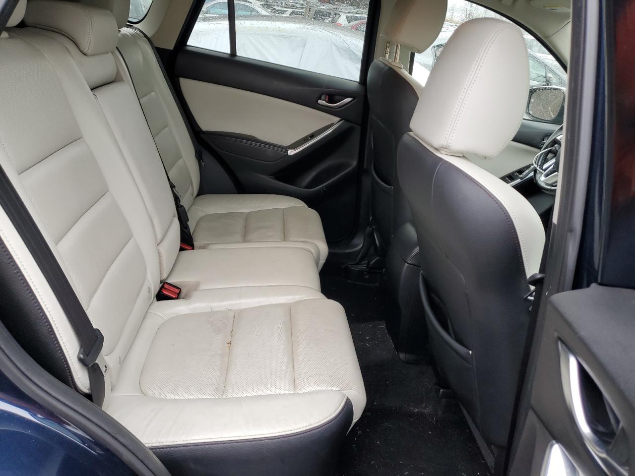 2016 Mazda CX-5 - Image 11