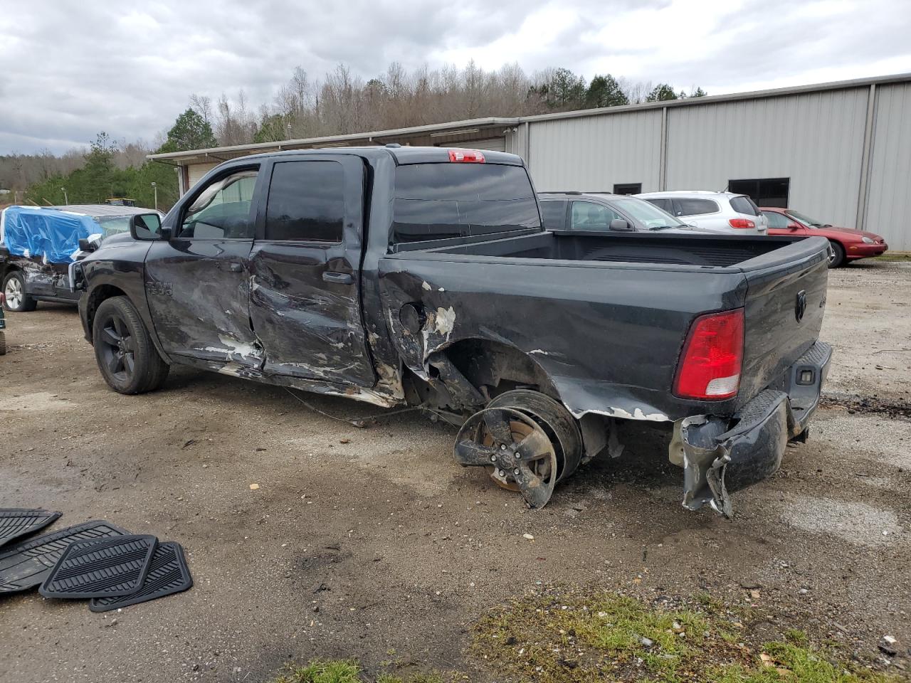 2015 RAM 1500 - Image 2