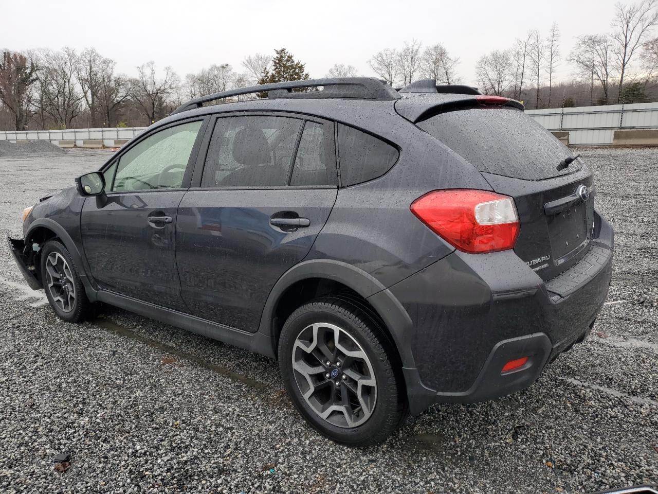2017 Subaru XV - Image 2