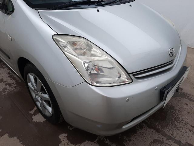 2005 TOYOTA PRIUS T SP