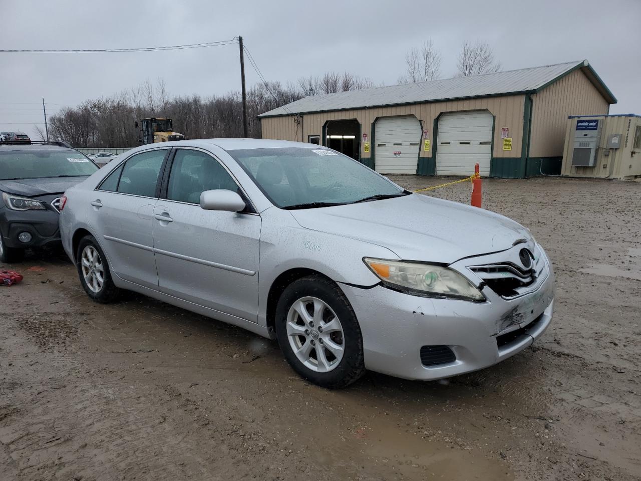 2011 Toyota Camry - Image 4