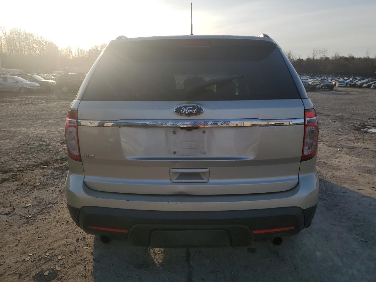 2011 Ford Explorer - Image 6