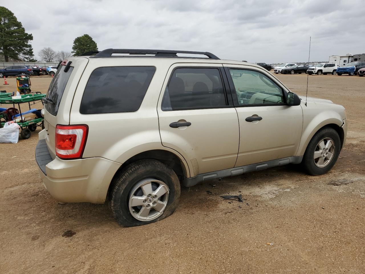 2012 Ford Escape - Image 3