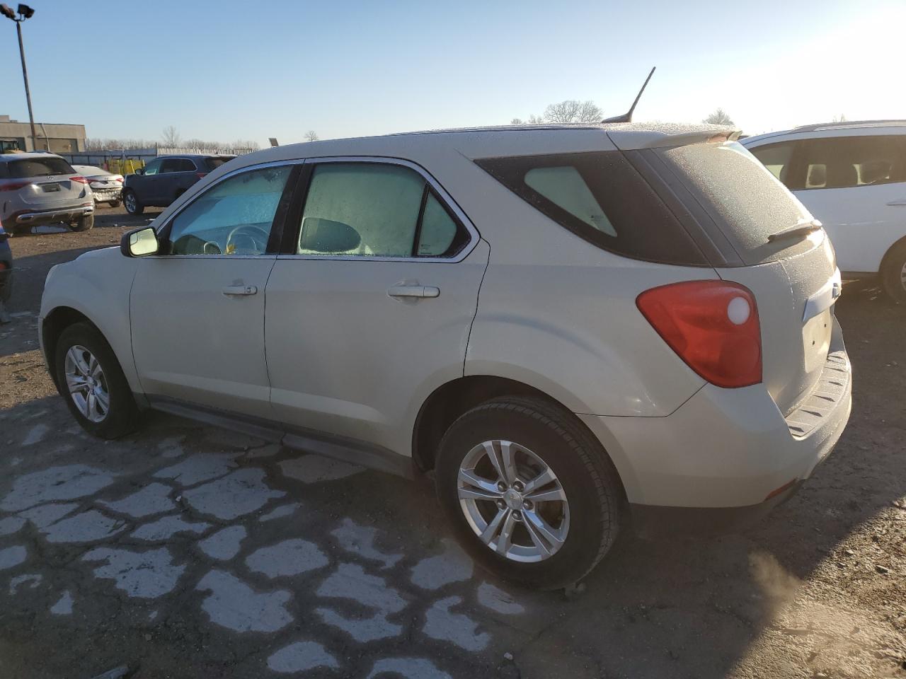 2014 Chevrolet Equinox - Image 2