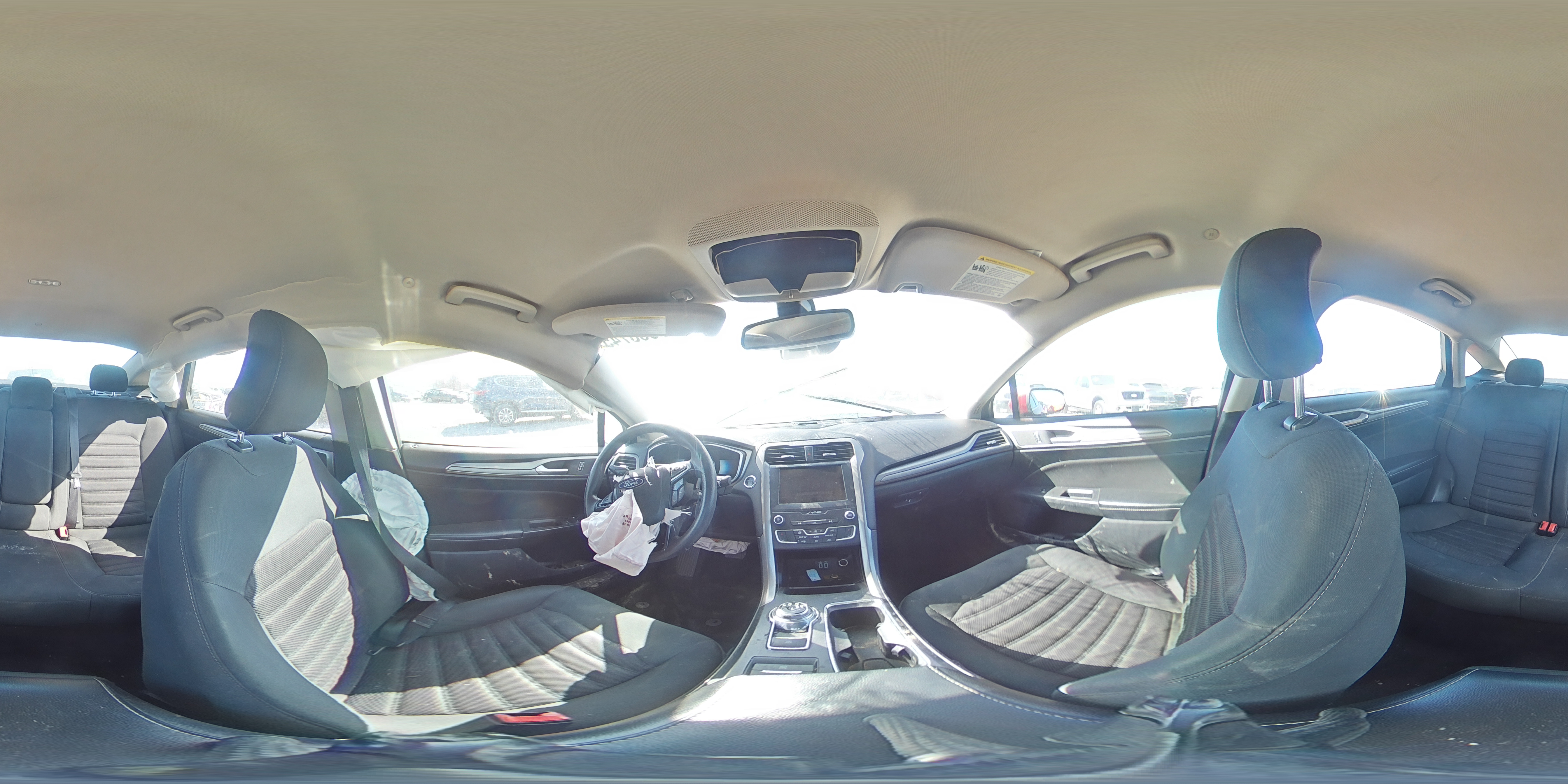 2019 Ford Fusion - Image 12