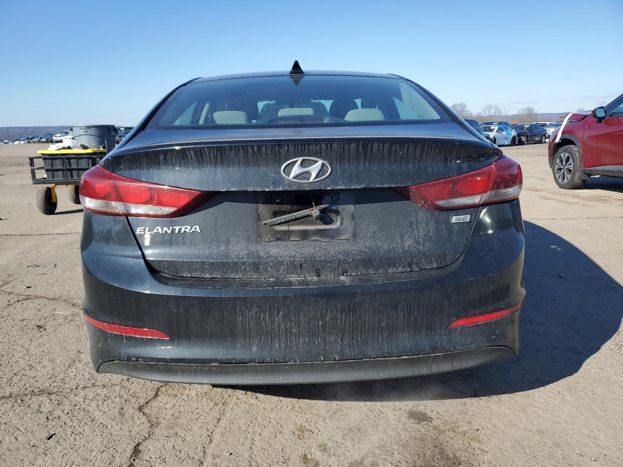 2017 Hyundai Elantra - Image 6